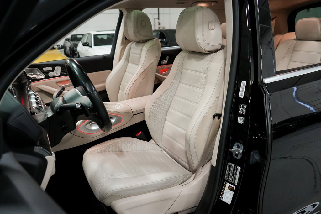 Used 2021 Mercedes-Benz GLS 580 4MATIC image 10