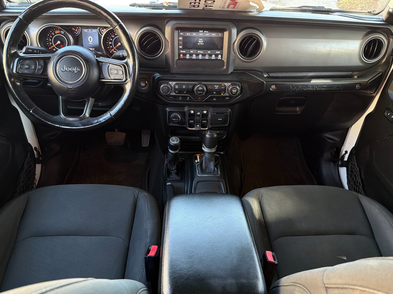 Used 2022 Jeep Wrangler Unlimited Sport AWD/4WD image 13