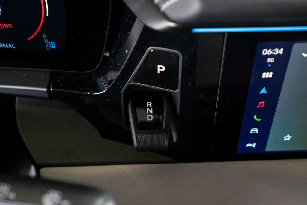 New 2025 Porsche Macan Turbo Electric image 37