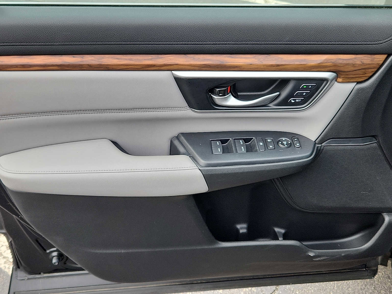 Used 2022 Honda CR-V EX-L image 12