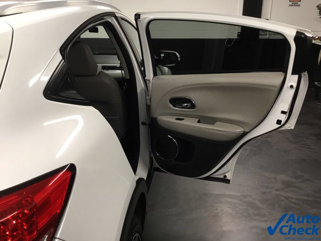 Used 2021 Honda HR-V EX-L image 32