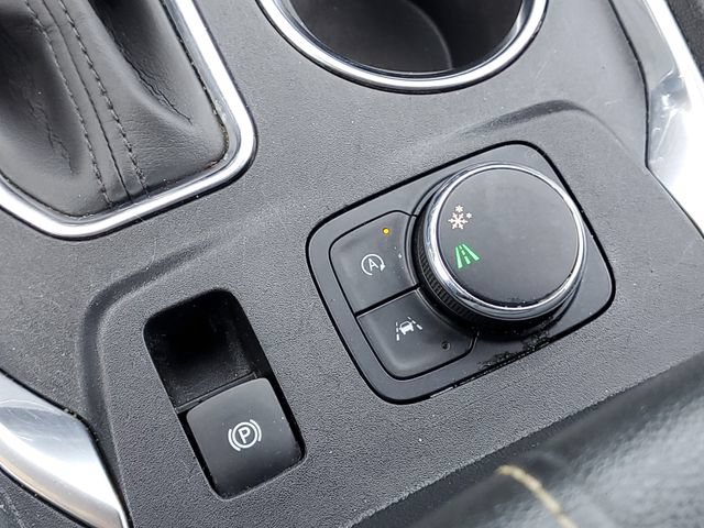 Used 2022 Chevrolet Traverse LT w/ LT Premium Package FWD image 28