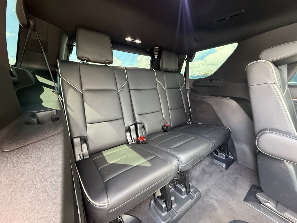 Used 2023 Cadillac Escalade Premium Luxury w/ LPO, Radiant Package AWD/4WD image 23