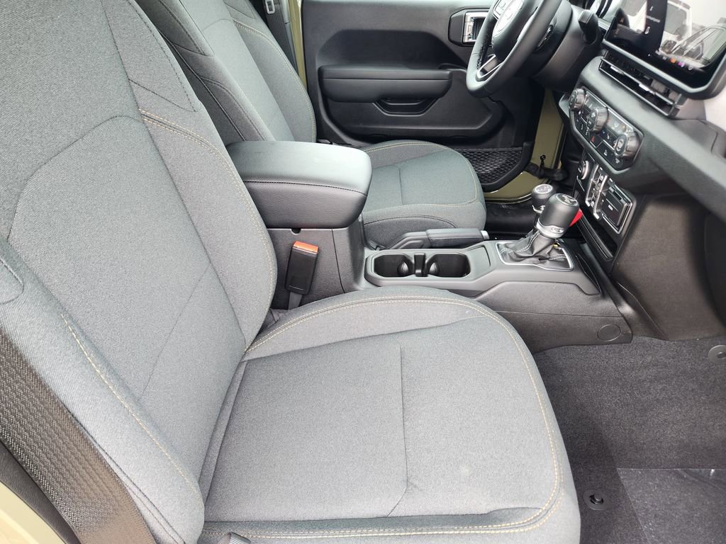 New 2026 Jeep Wrangler Unlimited Sport AWD/4WD image 10