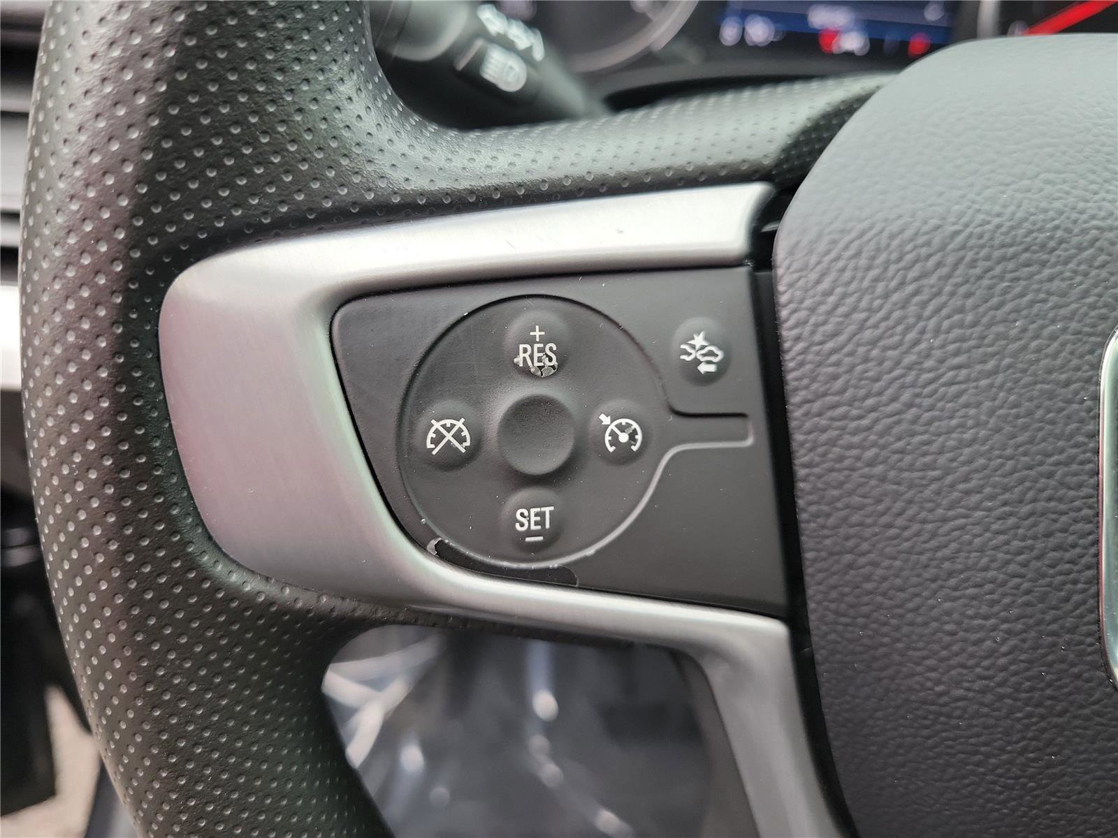 Used 2024 GMC Terrain SLE image 22