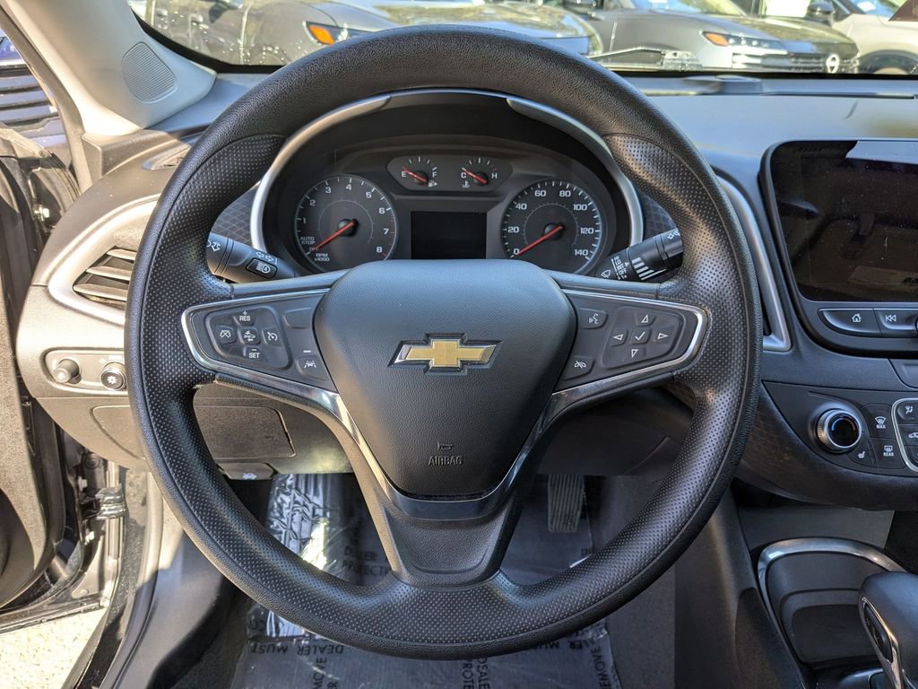 Used 2023 Chevrolet Malibu LT image 15