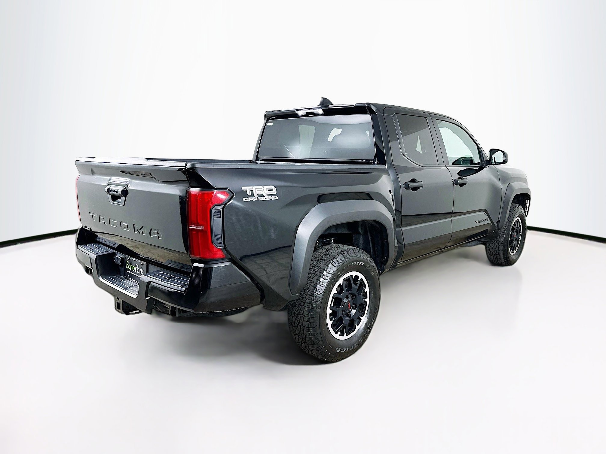 Used 2024 Toyota Tacoma TRD Off-Road image 9