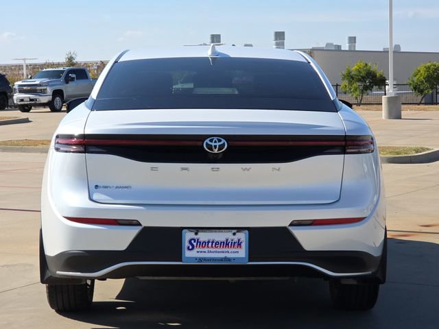 Used 2024 Toyota Crown XLE image 7