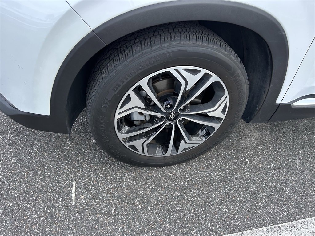 Used 2019 Hyundai Santa Fe Ultimate image 10