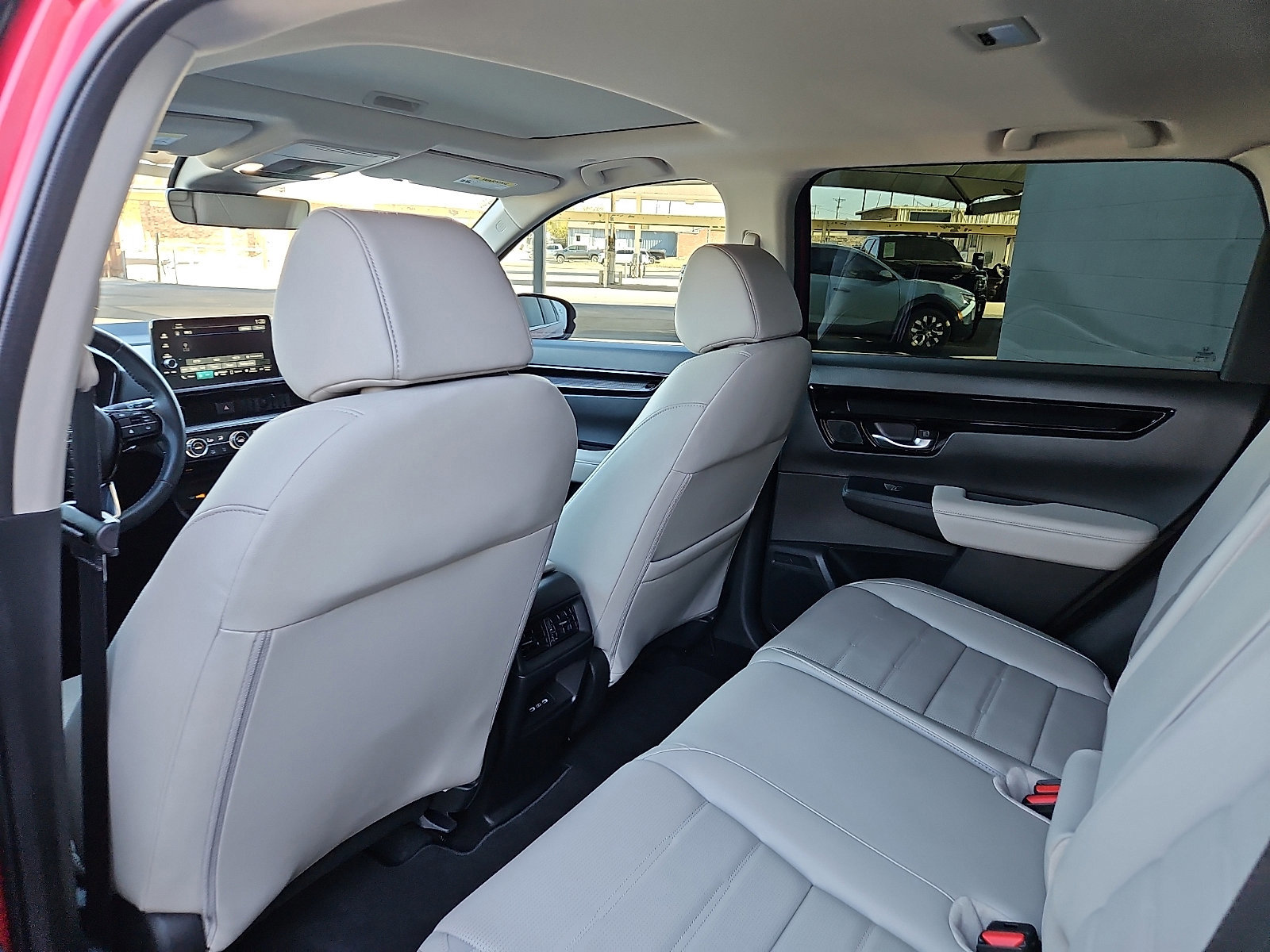 Used 2024 Honda CR-V EX-L image 6