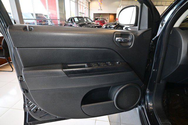 Used 2015 Jeep Compass Sport w/ Power Value Group FWD image 17