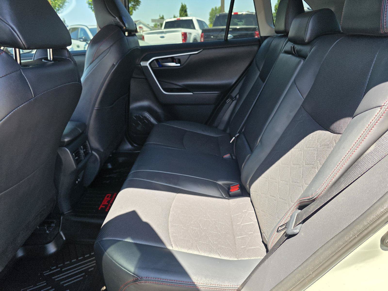 Used 2020 Toyota RAV4 TRD Off-Road AWD/4WD image 10