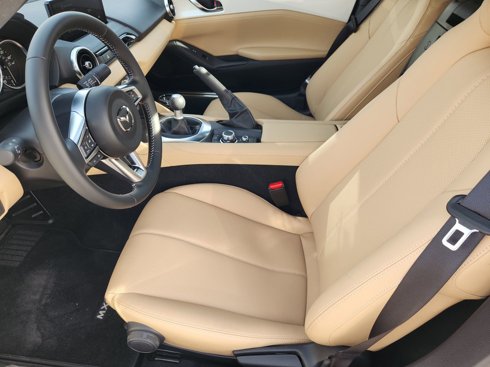 New 2025 MAZDA MX-5 Miata Grand Touring image 14