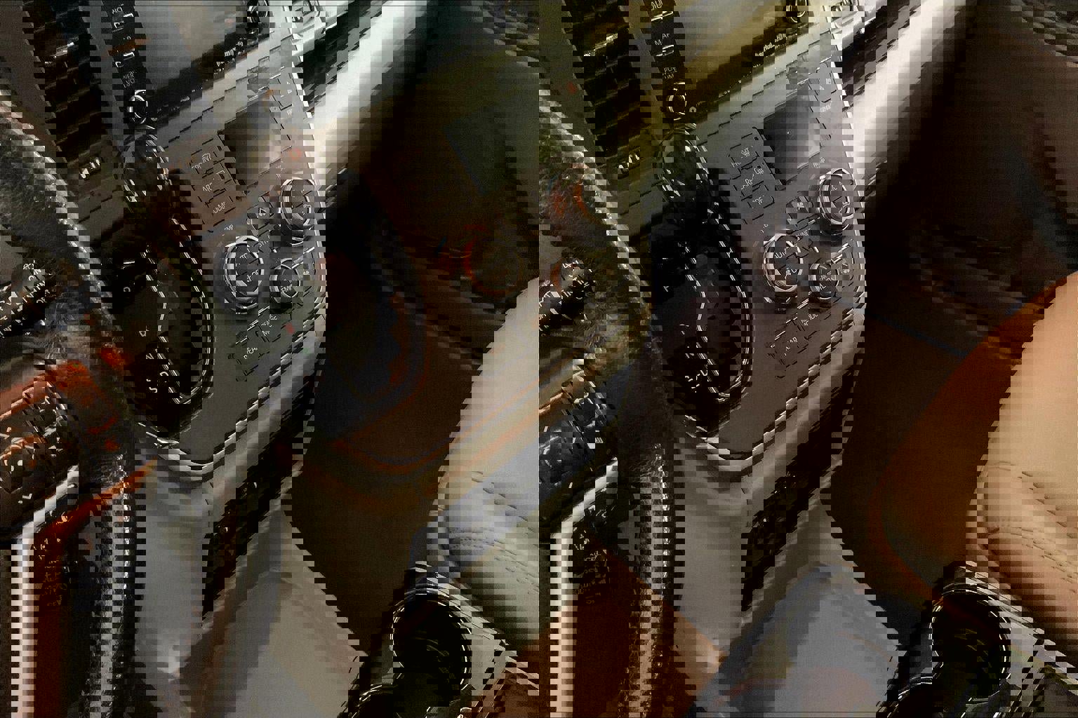 Used 2020 Toyota Sienna XLE image 17