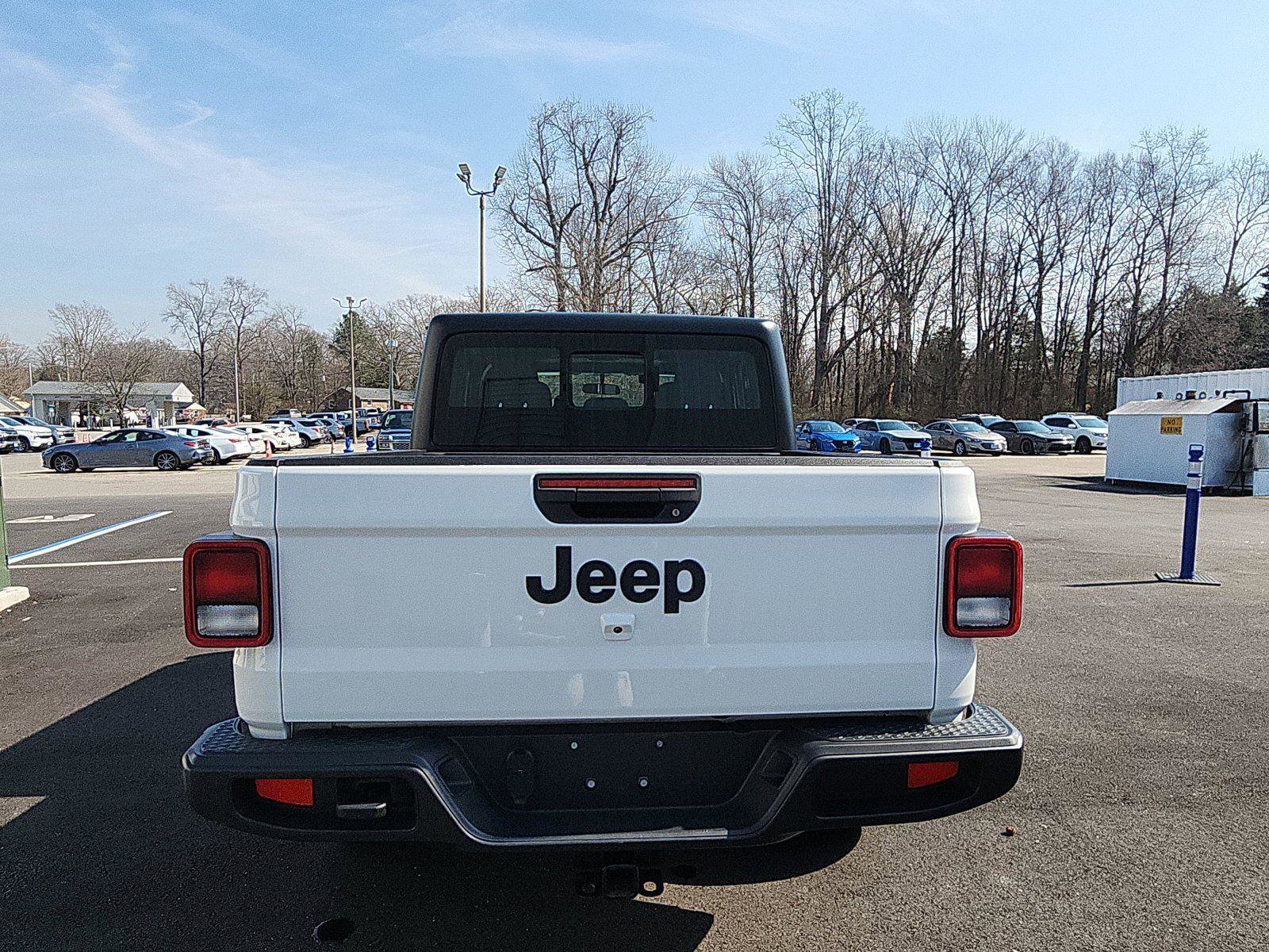 Used 2023 Jeep Gladiator Sport w/ Trailer Tow Package image 4