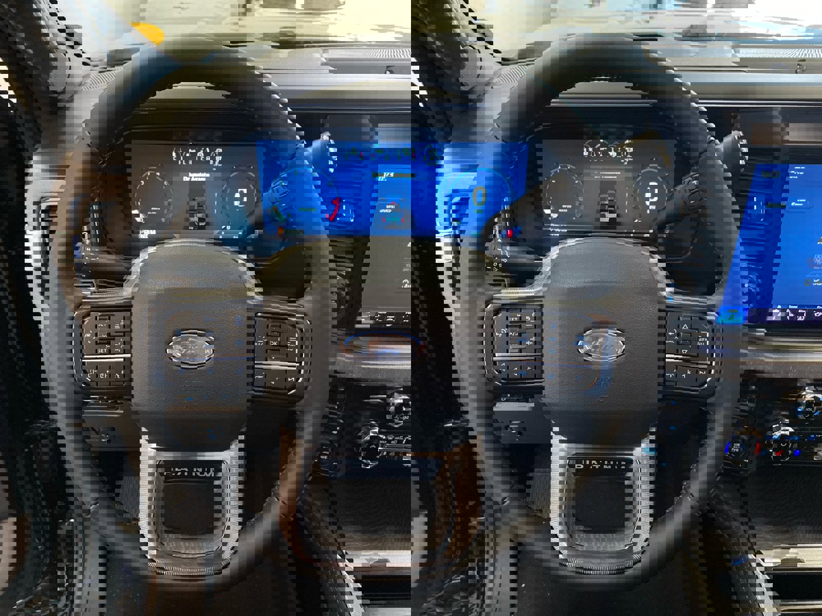 New 2025 Ford F350 Platinum w/ FX4 Off-Road Package image 19