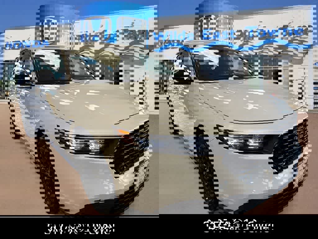 Certified 2025 Honda Accord SE image 2