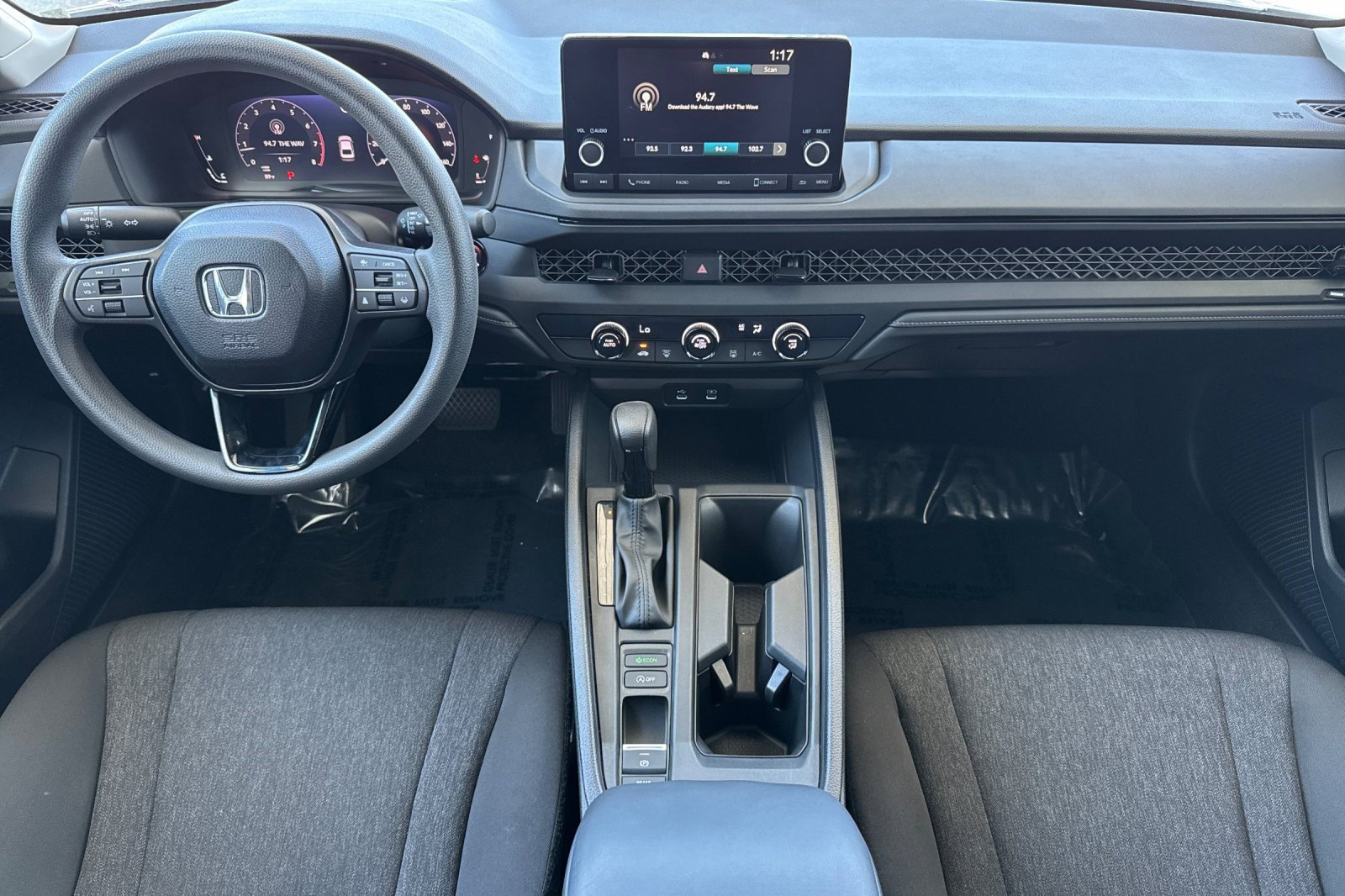 Certified 2025 Honda Accord SE image 16