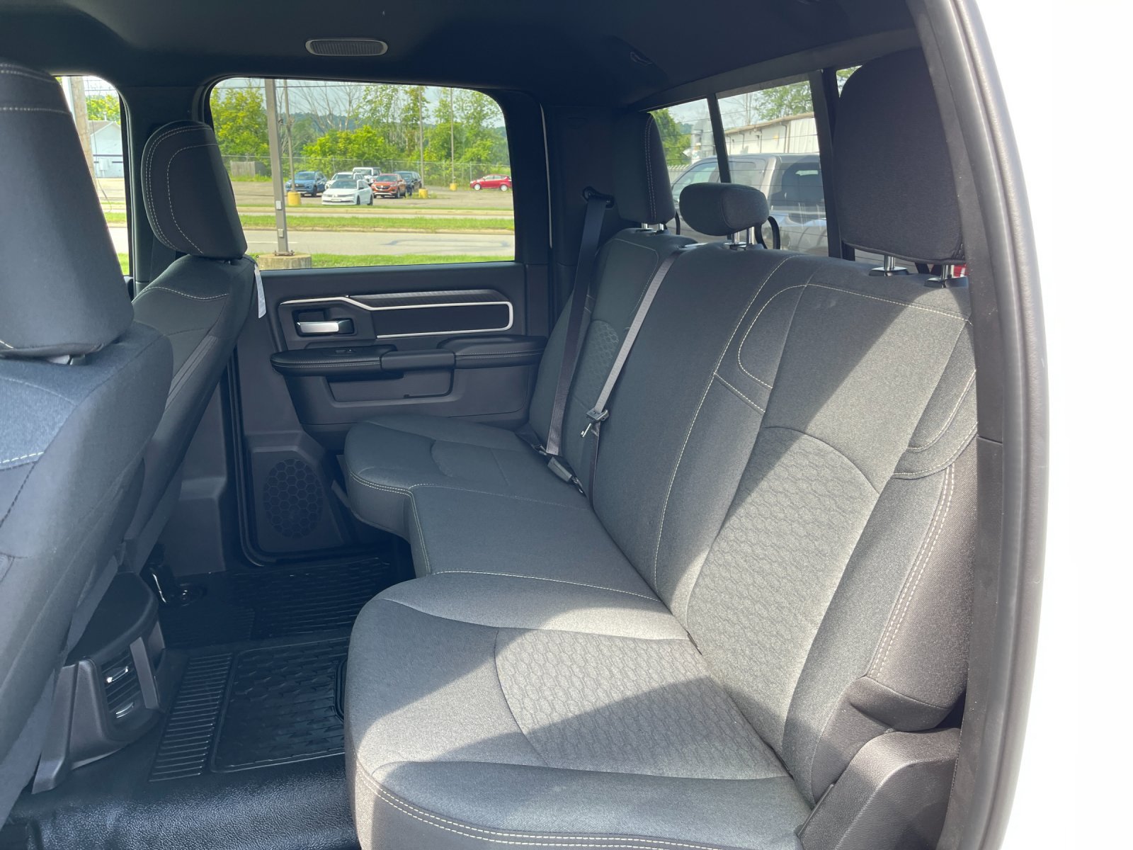 New 2026 RAM 3500 Big Horn AWD/4WD image 13