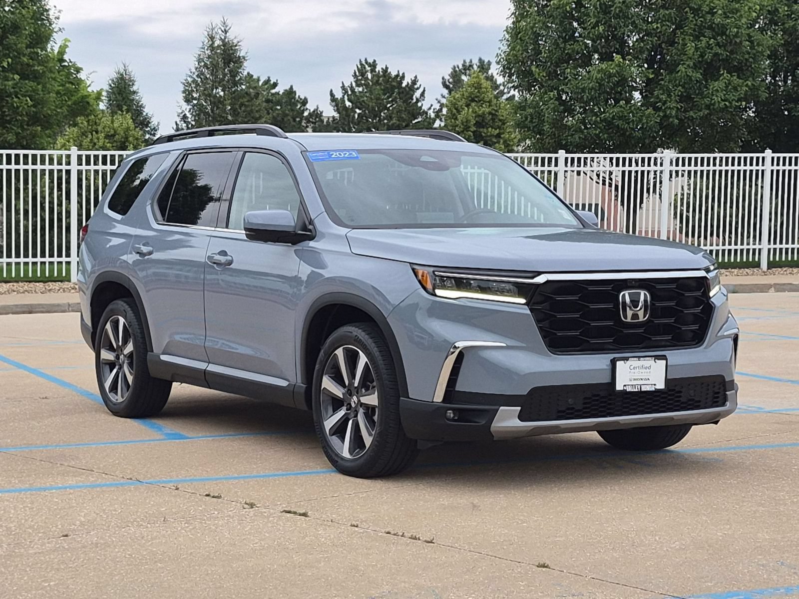 Used 2023 Honda Pilot Elite image 4