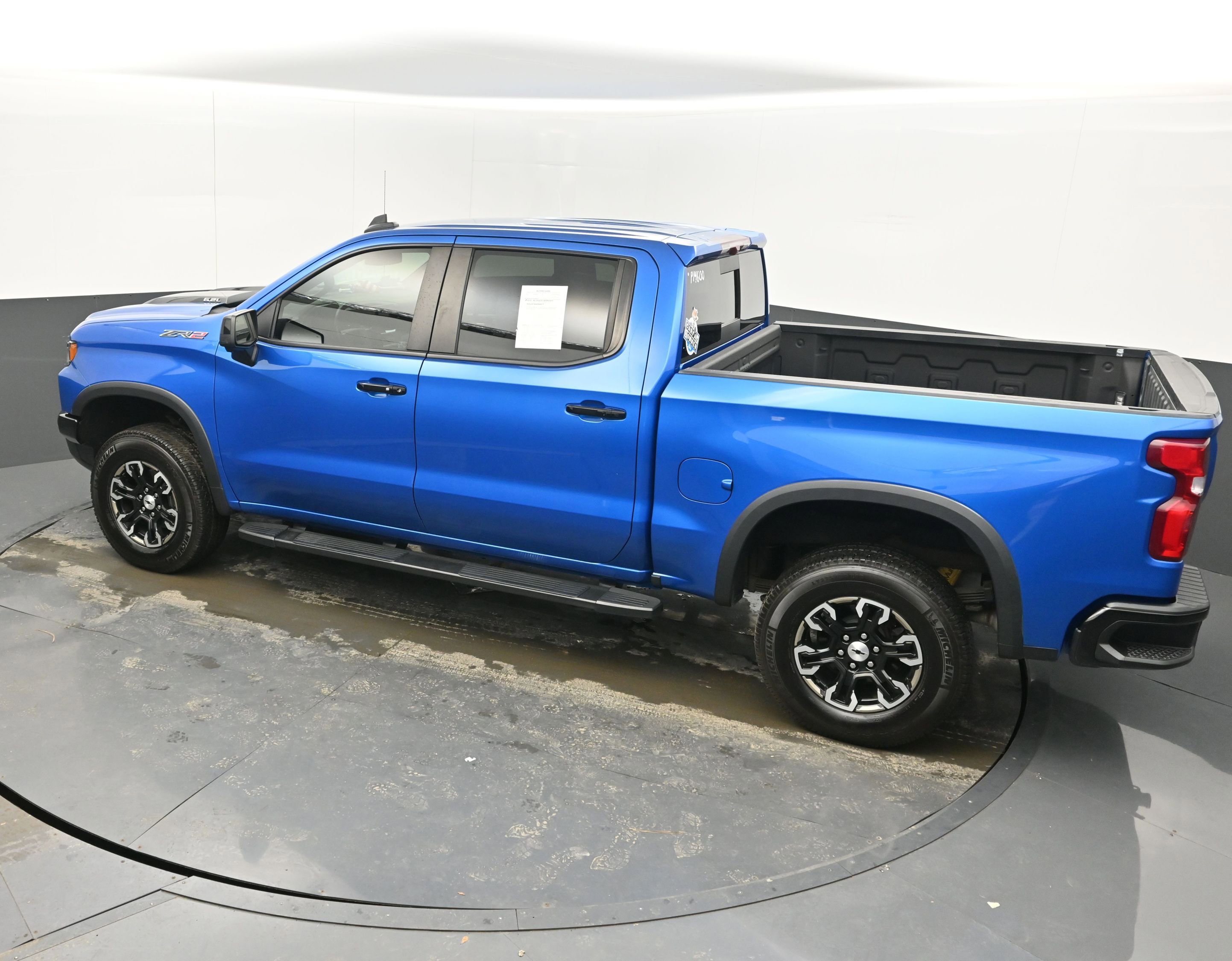 Used 2022 Chevrolet Silverado 1500 ZR2 image 36