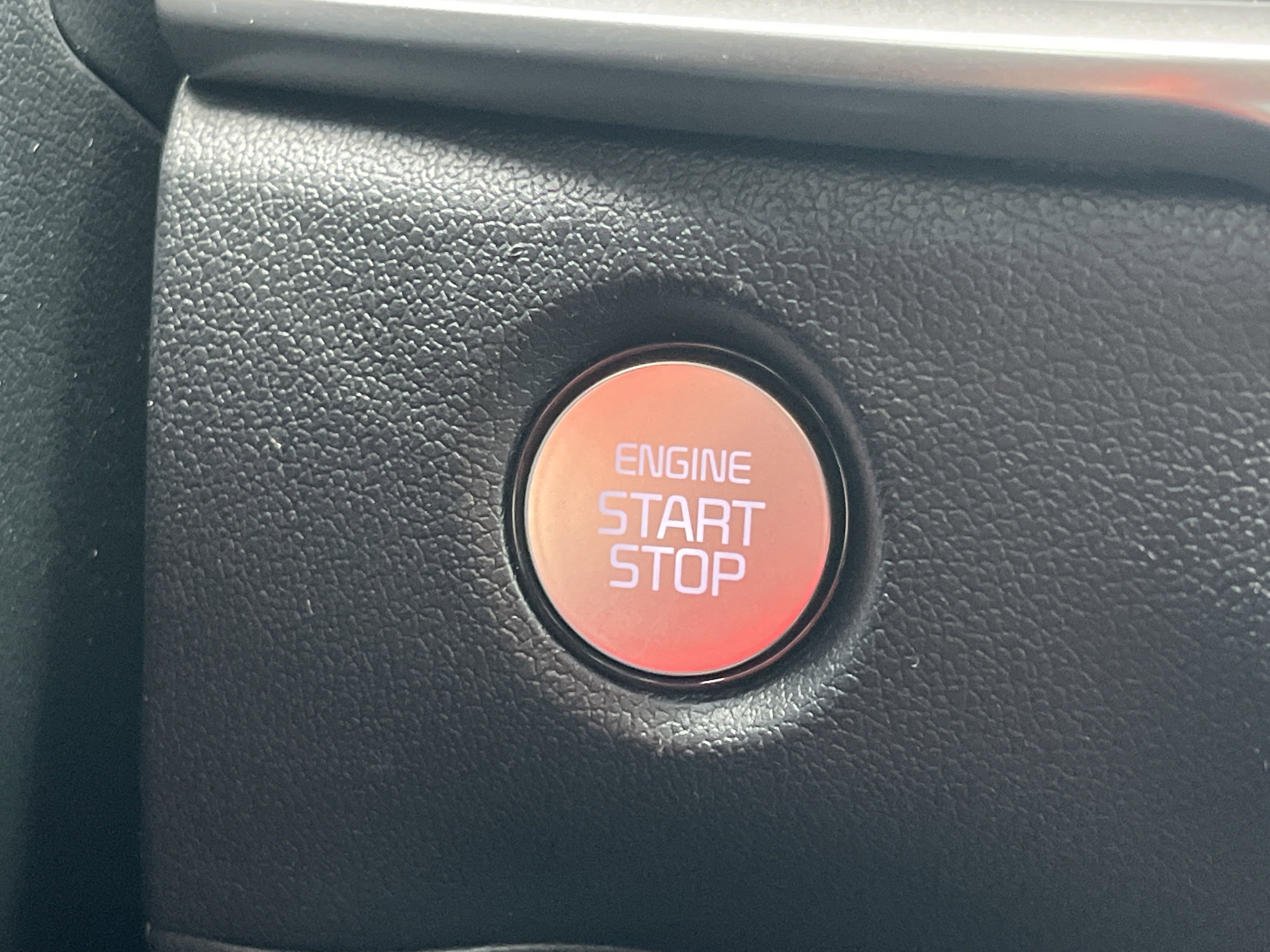 New 2025 Kia Sorento S w/ Panoramic Sunroof Package image 14