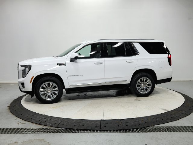 Used 2025 GMC Yukon Denali RWD image 5