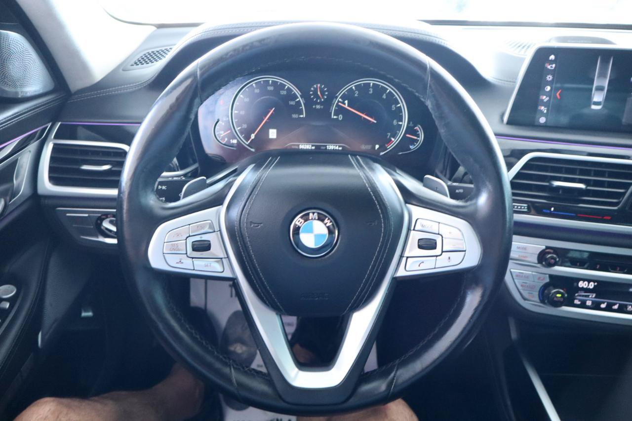 Used 2018 BMW 750i RWD image 19