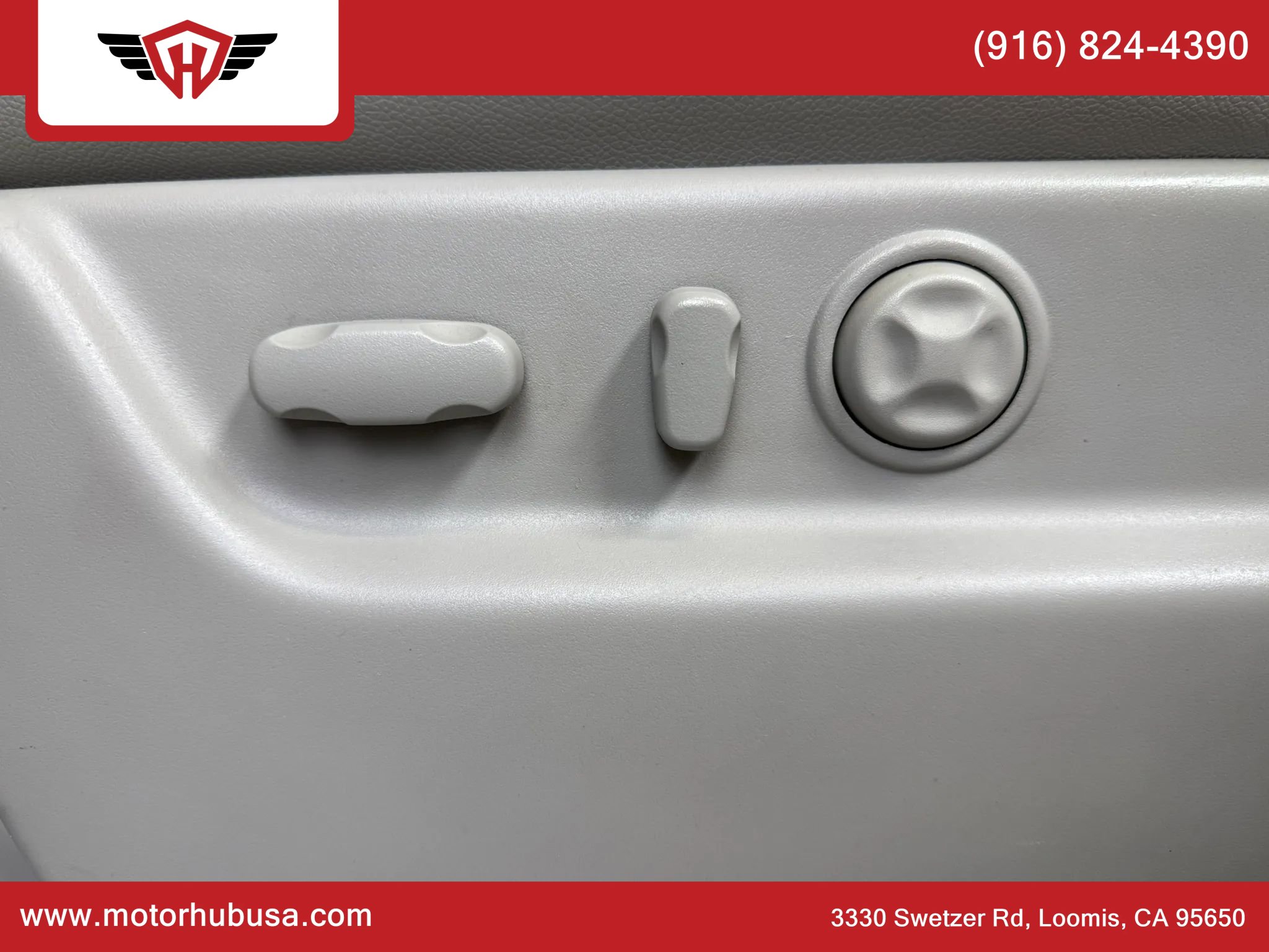 Used 2013 Chevrolet Tahoe LTZ AWD/4WD image 47