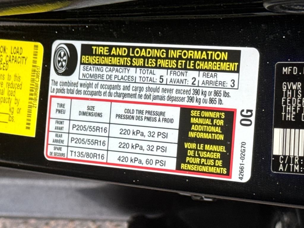 Used 2015 Toyota Corolla LE image 40