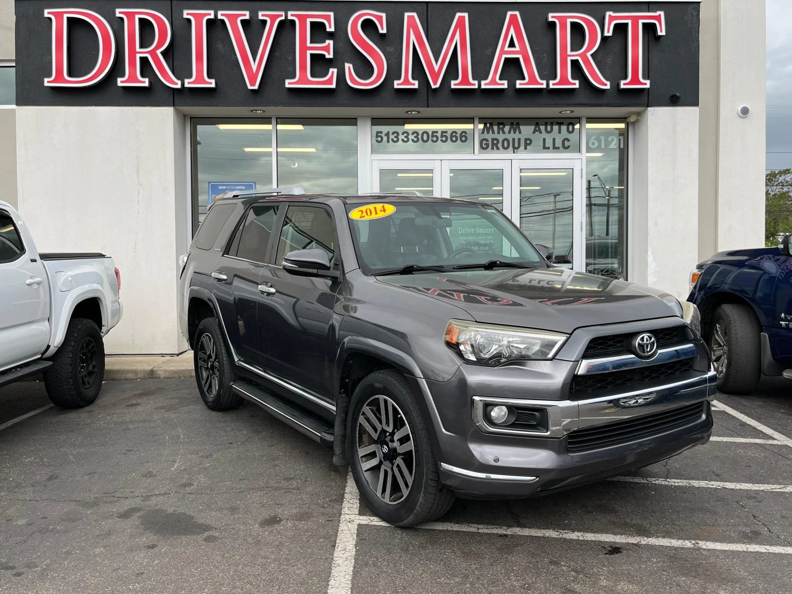 Used 2014 Toyota 4Runner Limited AWD/4WD image 3
