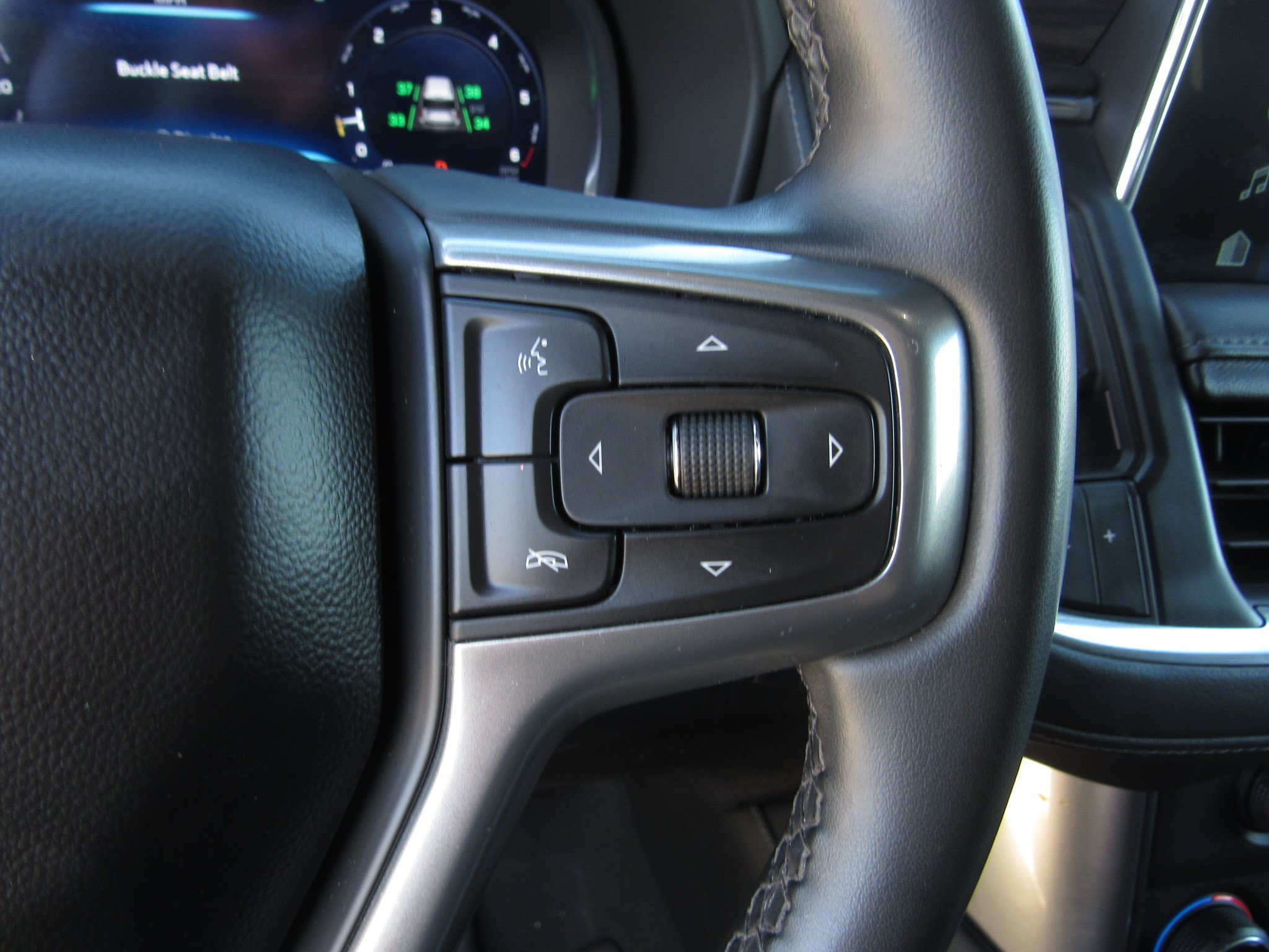 Used 2024 Chevrolet Tahoe LT RWD image 24