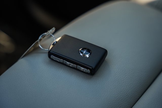 New 2026 Volvo XC40 B5 Ultra w/ Protection Package Premier image 44