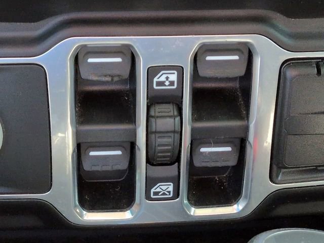 Used 2020 Jeep Wrangler Unlimited Sport image 25