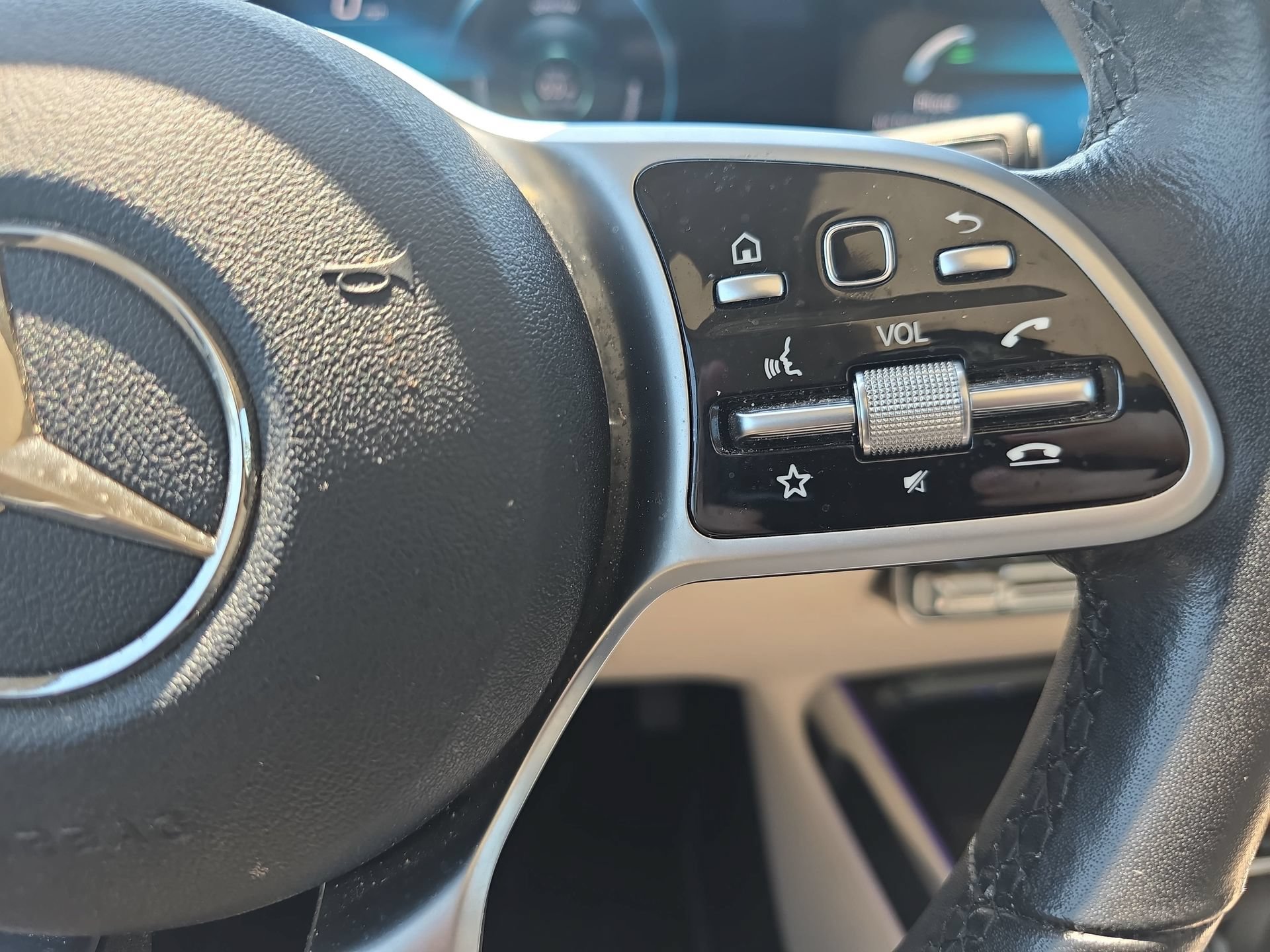 Used 2020 Mercedes-Benz GLB 250 4MATIC image 18