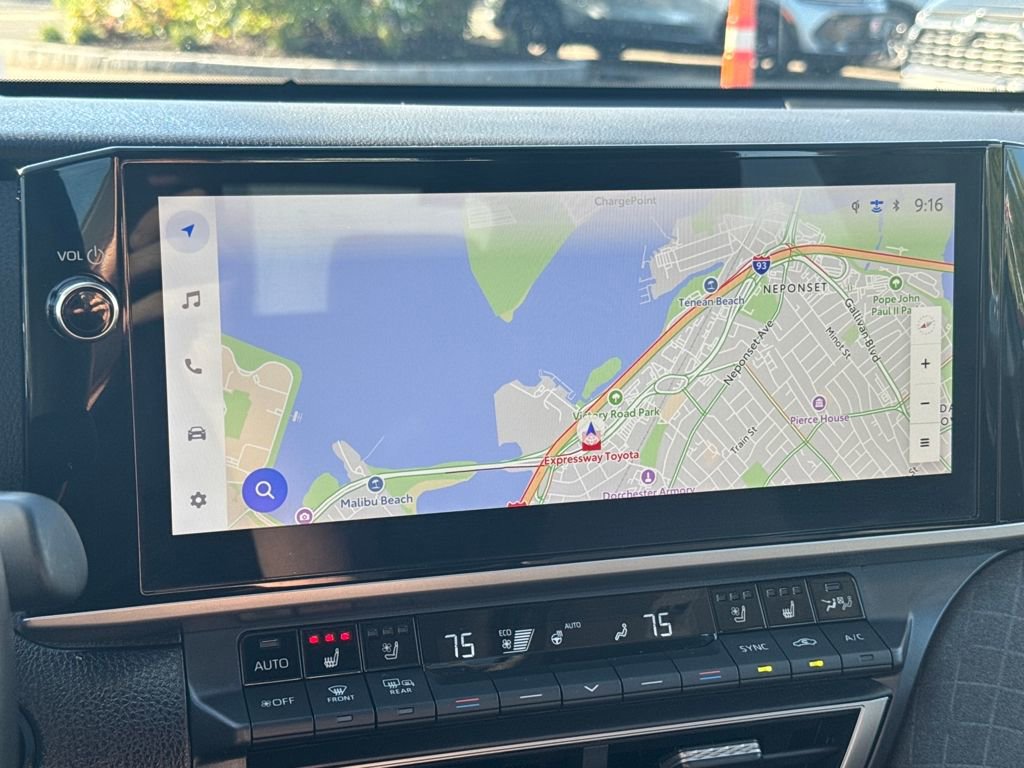 Used 2025 Toyota Camry XLE image 21