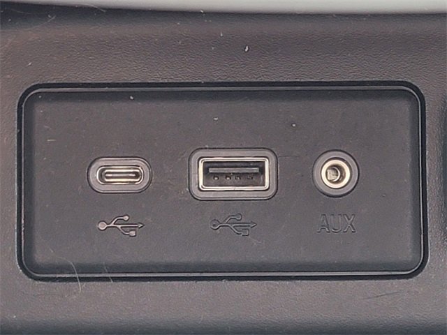 Used 2019 Chevrolet Equinox LS w/ LS Convenience Package image 7