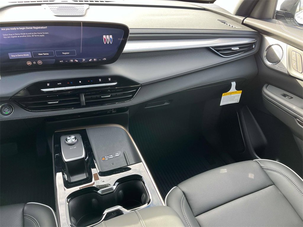 New 2026 Buick Enclave Avenir image 11