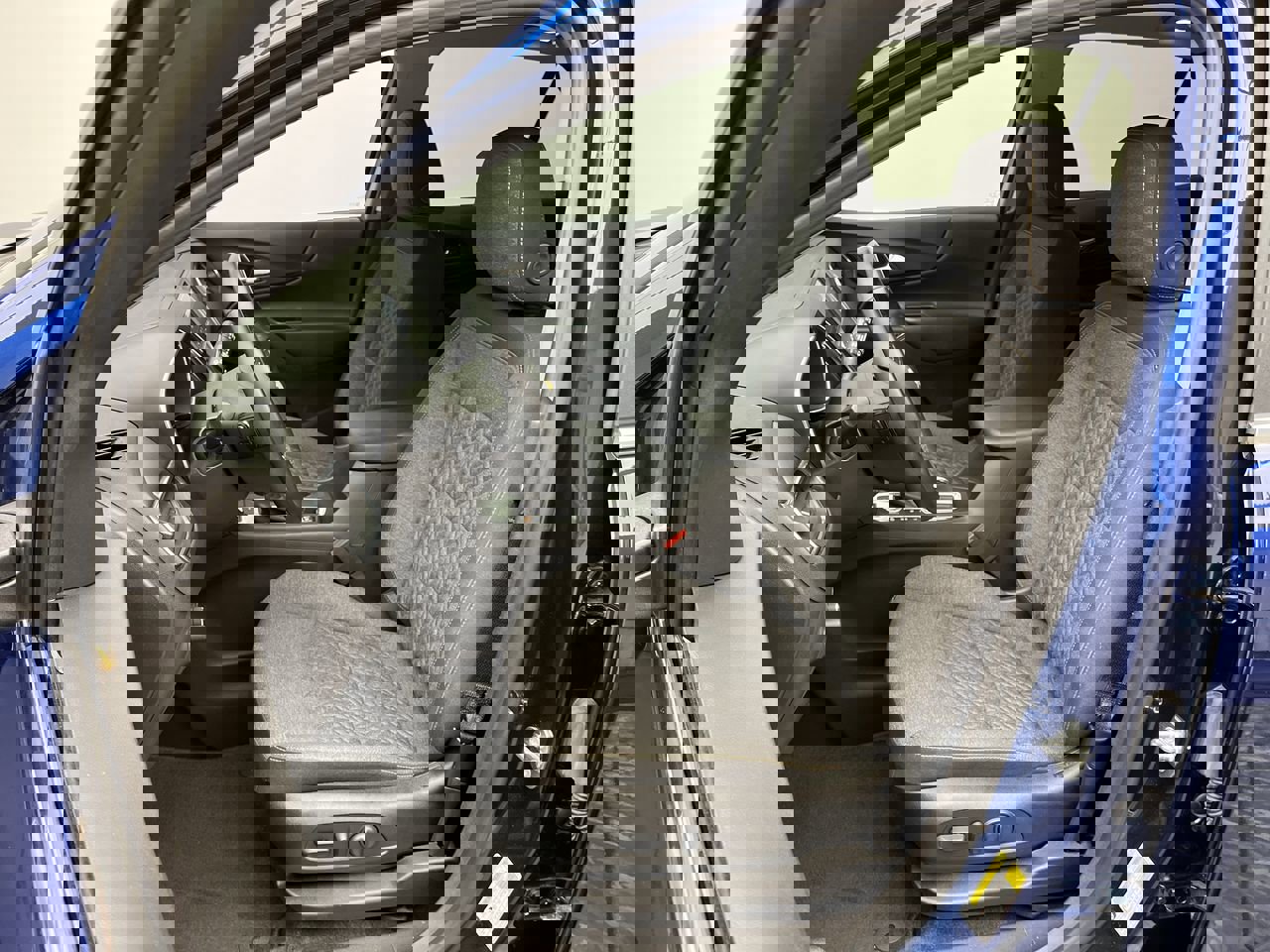 Certified 2023 Chevrolet Equinox LT image 9