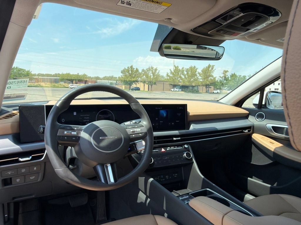 Used 2025 Hyundai Sonata Limited FWD image 24