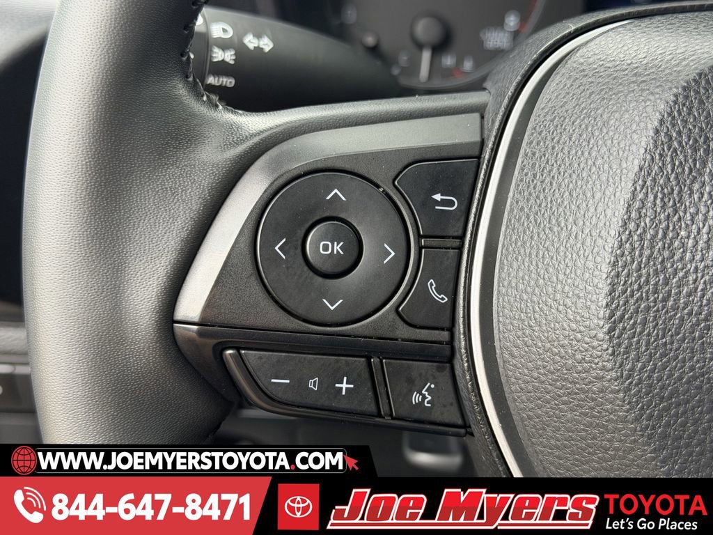 Used 2023 Toyota Corolla SE image 24
