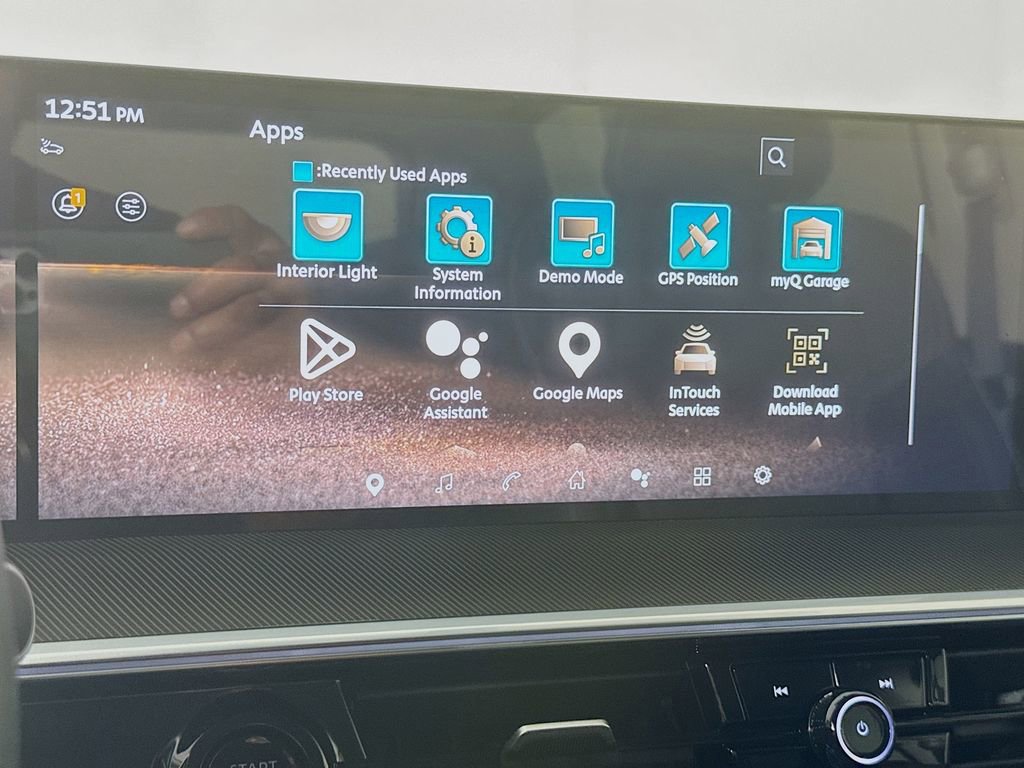 Certified 2026 INFINITI QX80 Luxe w/ Cargo Package AWD/4WD image 19