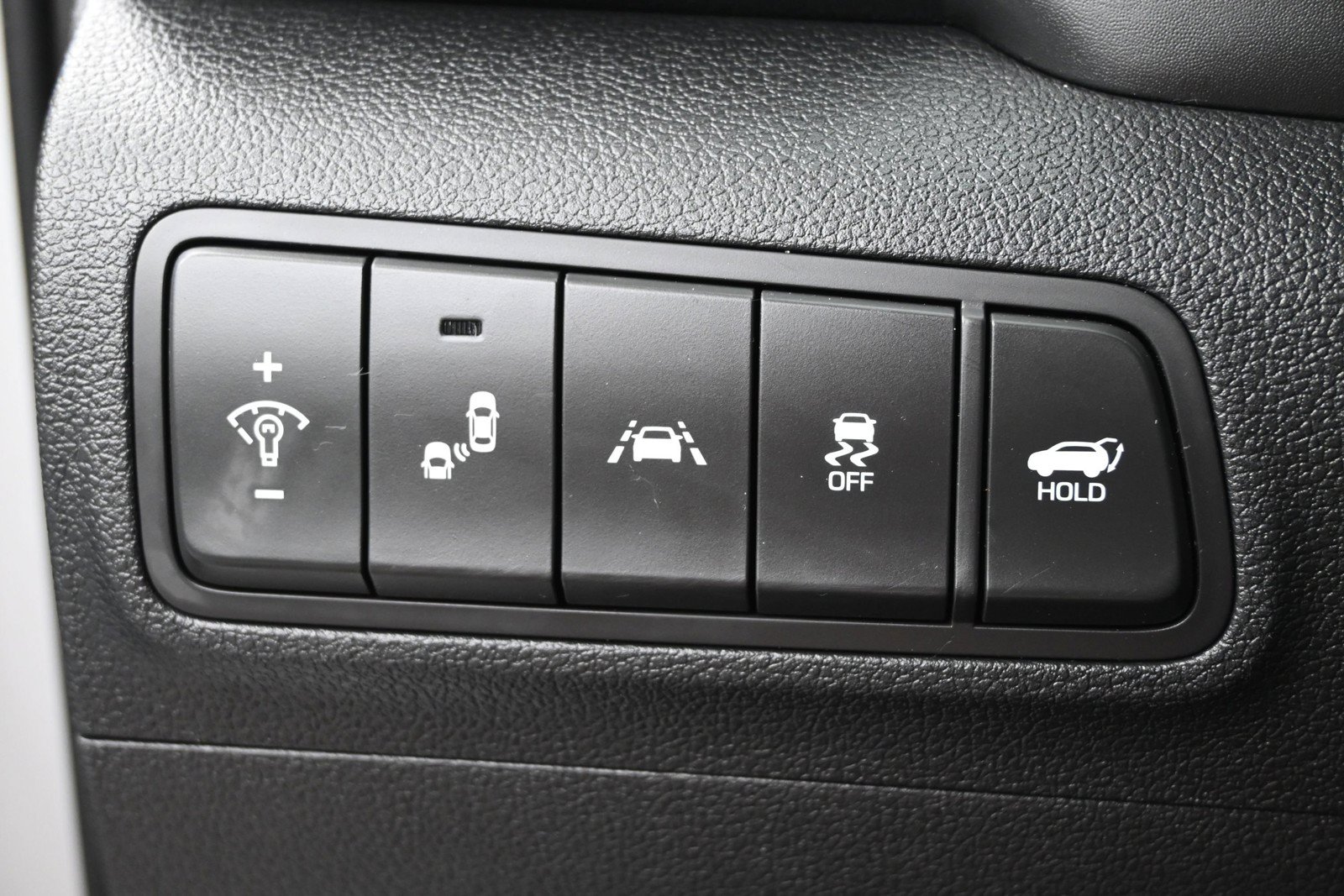 Used 2020 Hyundai Tucson Limited FWD image 12