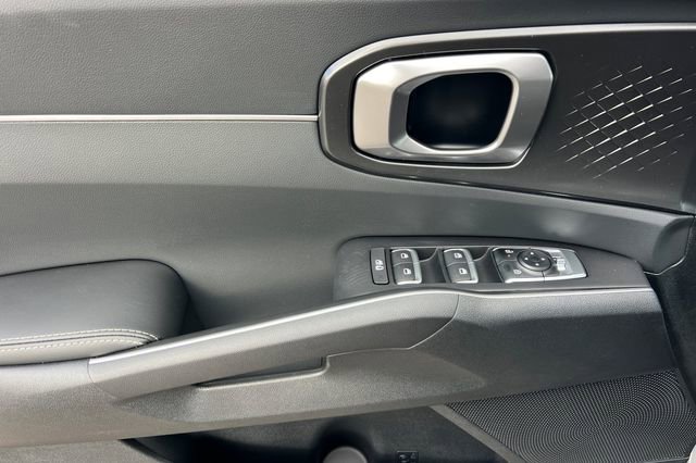 New 2026 Kia Sorento S w/ S Panoramic Sunroof Package image 12