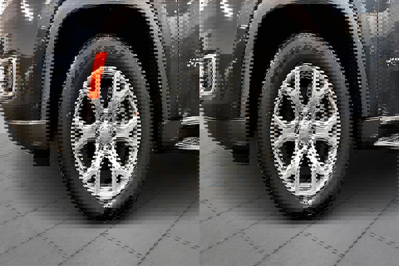 Used 2022 Jeep Wagoneer Series I w/ Premium Group I image 11