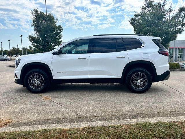Used 2025 GMC Acadia Elevation image 4