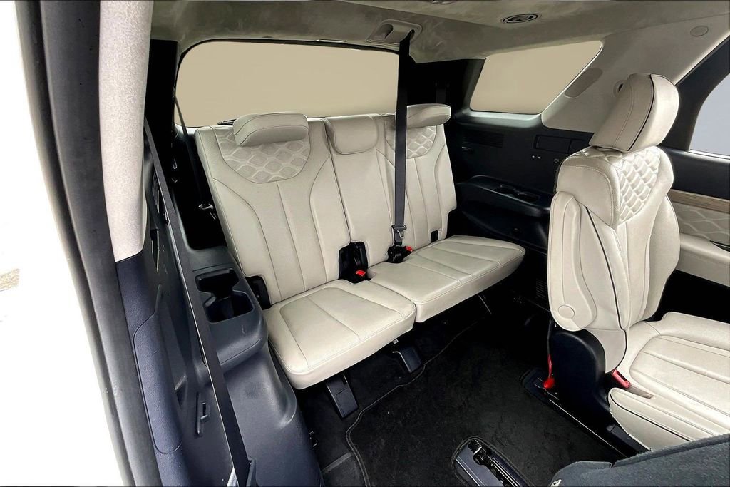 Used 2022 Hyundai Palisade Calligraphy w/ Cargo Package image 24