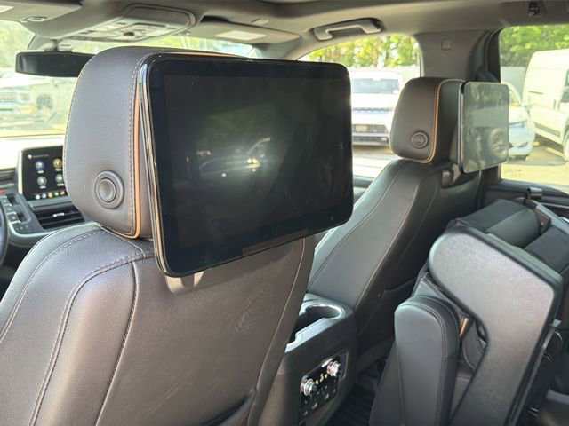 Used 2021 GMC Yukon AT4 w/ Rear Media and Nav Package AWD/4WD image 10