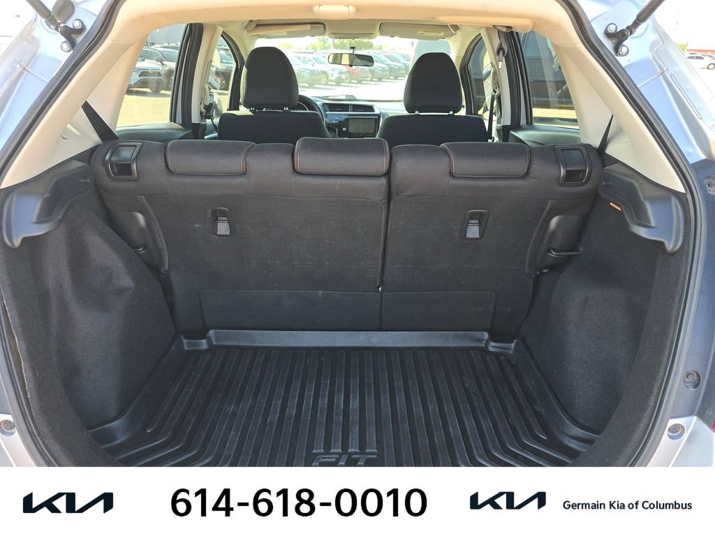 Used 2018 Honda Fit Sport image 21
