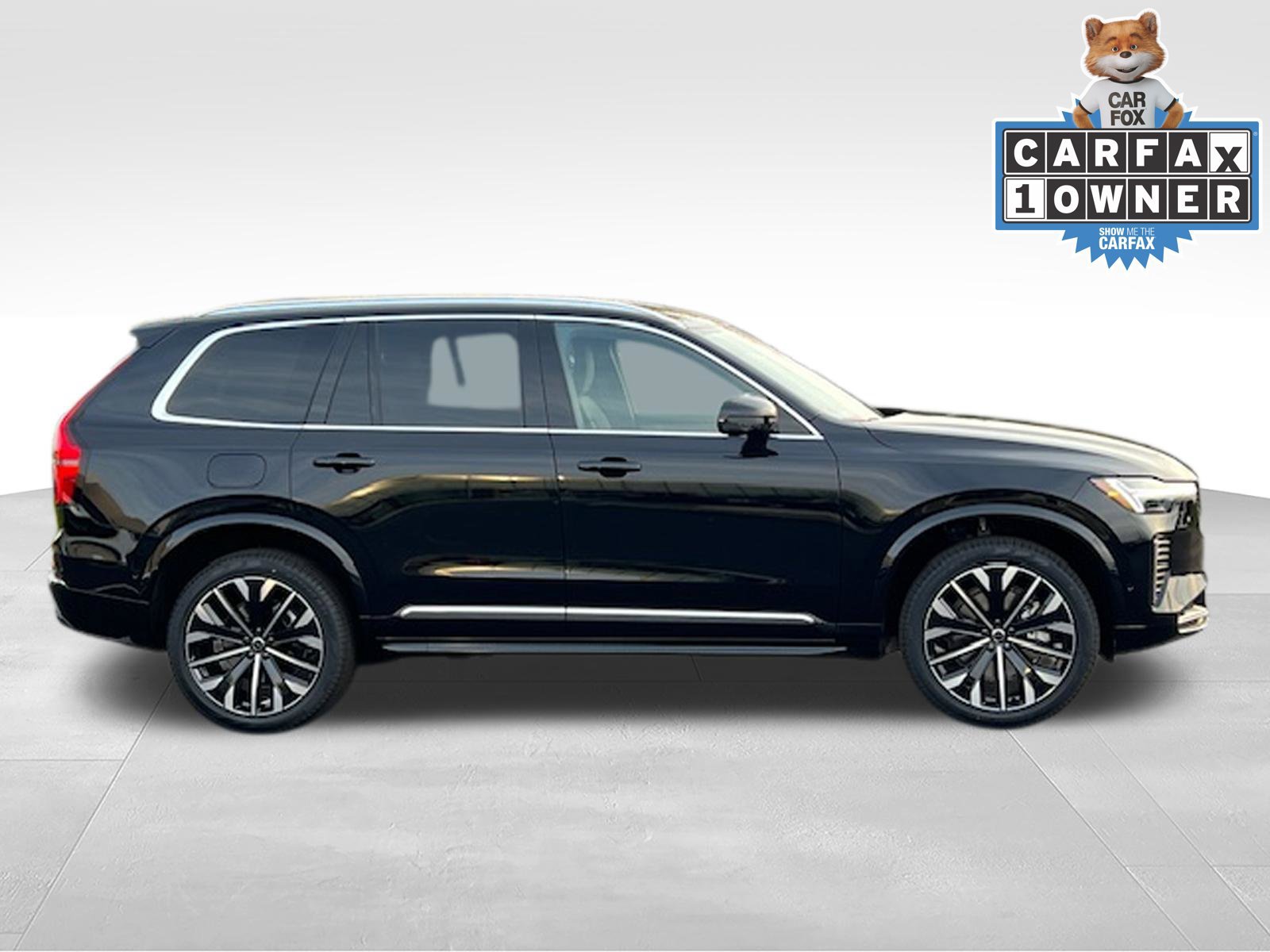 New 2026 Volvo XC90 B6 Plus w/ Protection Package Premier AWD/4WD image 8